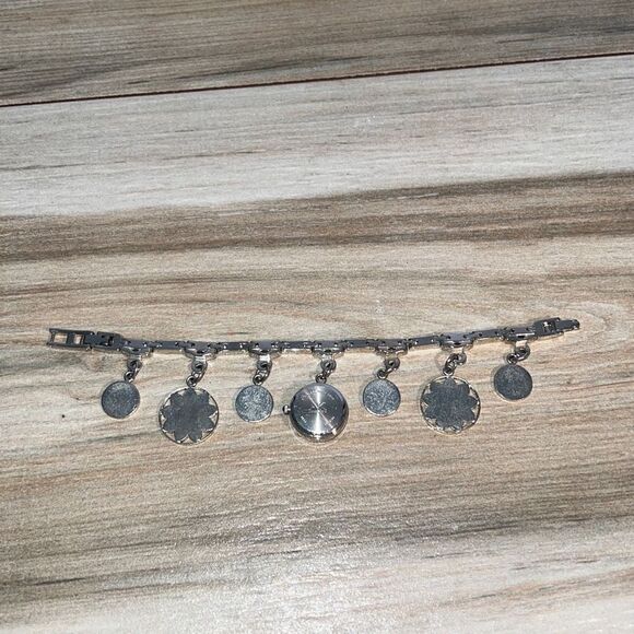 Ann Klein vintage rhinestones charm watch with extenders works with new battery main image 2